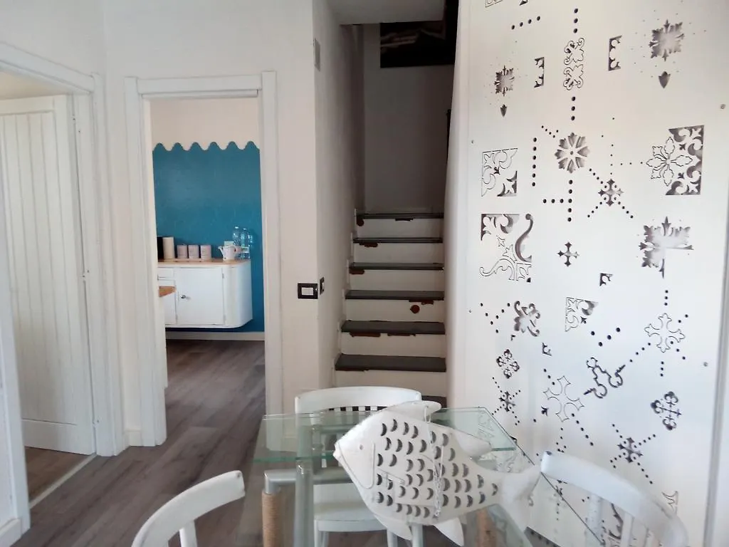Casa de Férias Laku Beach Sant'Andrea  Itália